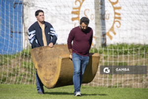 Secado del campo de juego. 22ª Copa Nacional de Clubes.