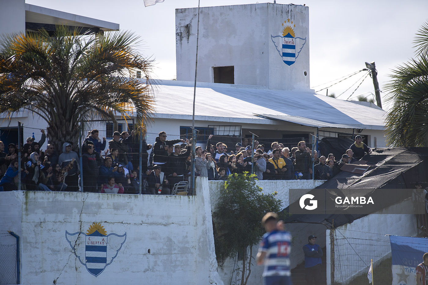 Hinchas de Libertad. 22ª Copa Nacional de Clubes.