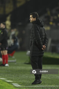 Ignacio Ordóñez, director técnico de Cerro Largo, Liga AUF Uruguaya. Estadio Campeón del Siglo.