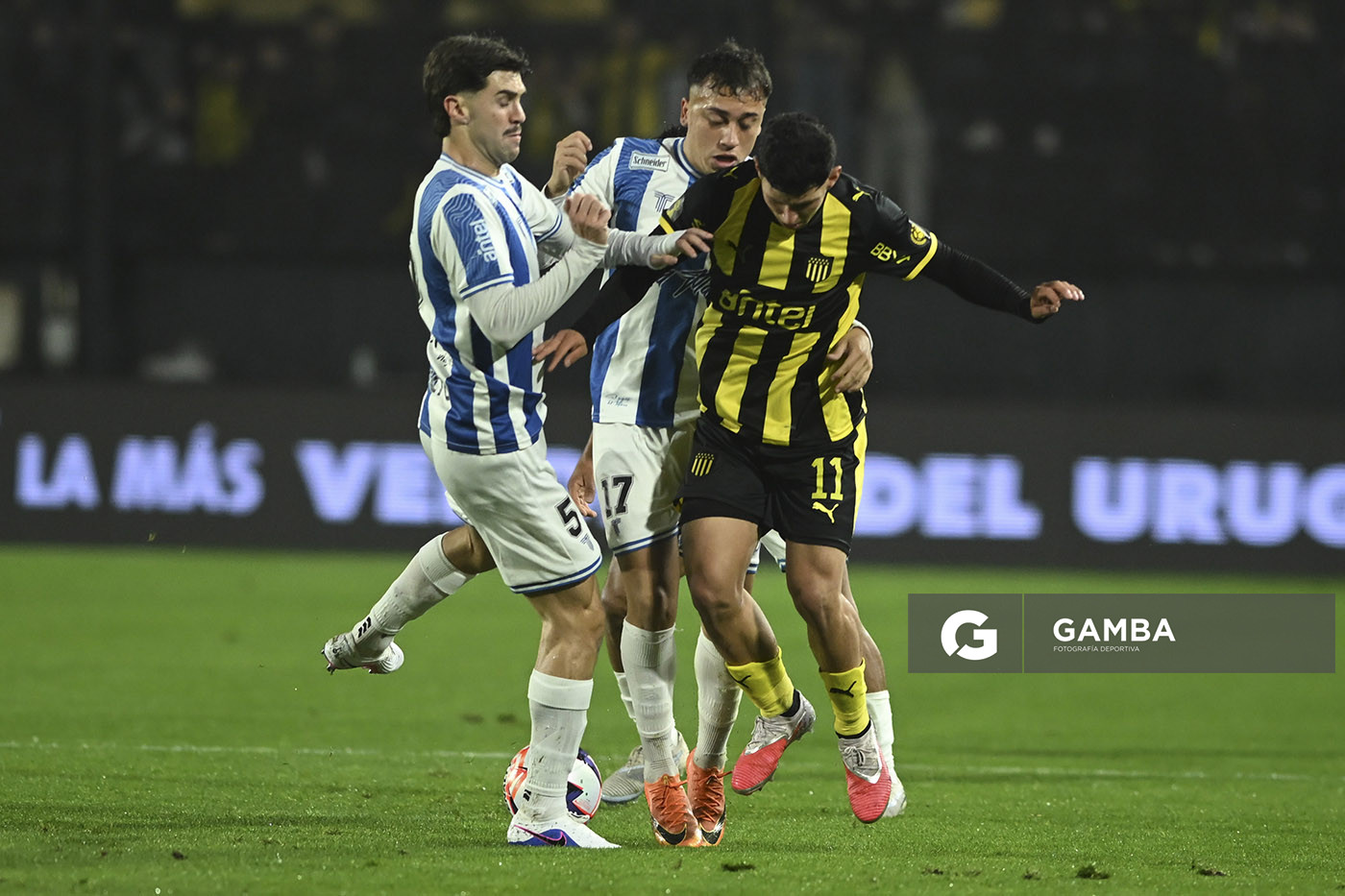 Santiago Marcel, de Cerro Largo, Liga AUF Uruguaya. Estadio Campeón del Siglo.