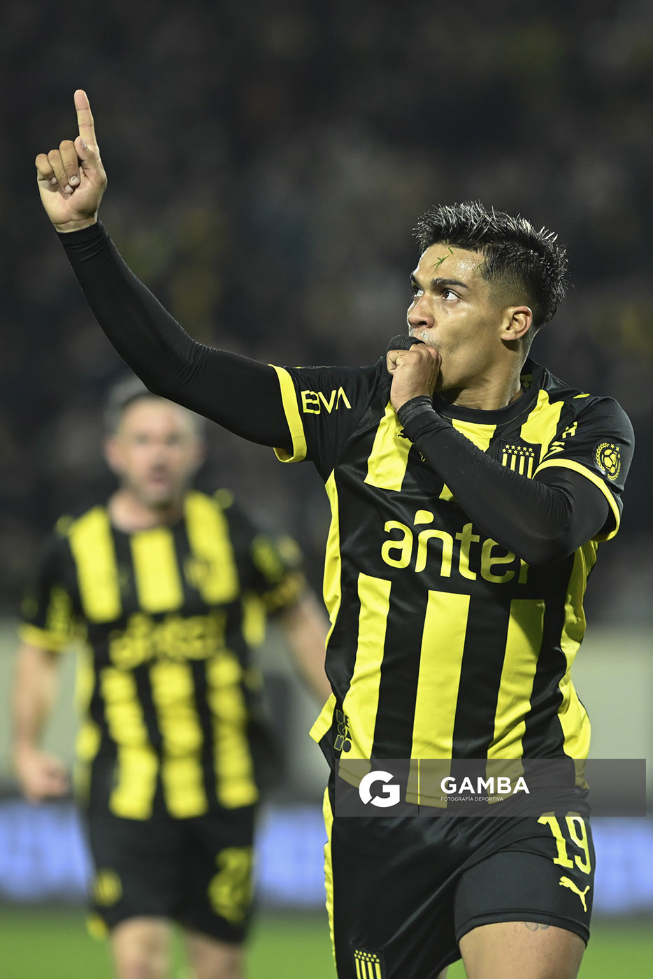Matías Arezo, de Peñarol, Liga AUF Uruguaya. Estadio Campeón del Siglo.