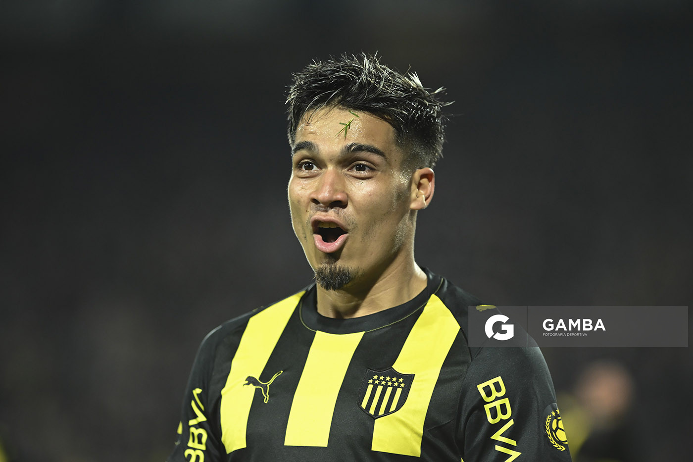 Matías Arezo, de Peñarol, Liga AUF Uruguaya. Estadio Campeón del Siglo.