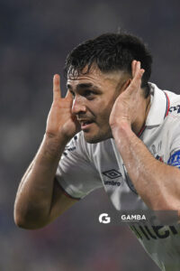 Maximiliano Gómez, de Nacional, Liga AUF Uruguaya. Estadio Gran Parque Central.