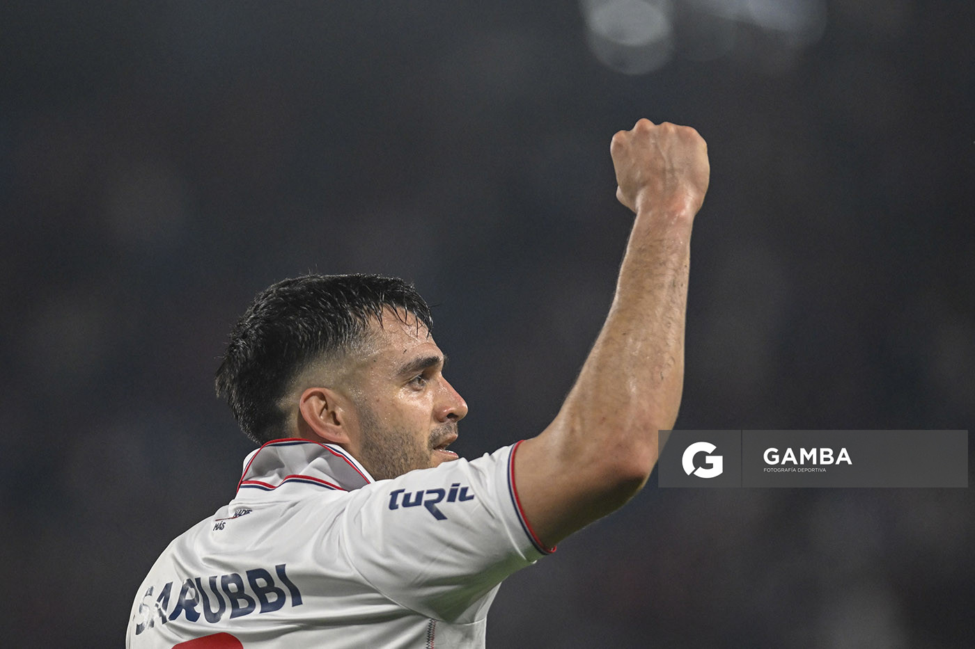 Maximiliano Gómez, de Nacional, Liga AUF Uruguaya. Estadio Gran Parque Central.