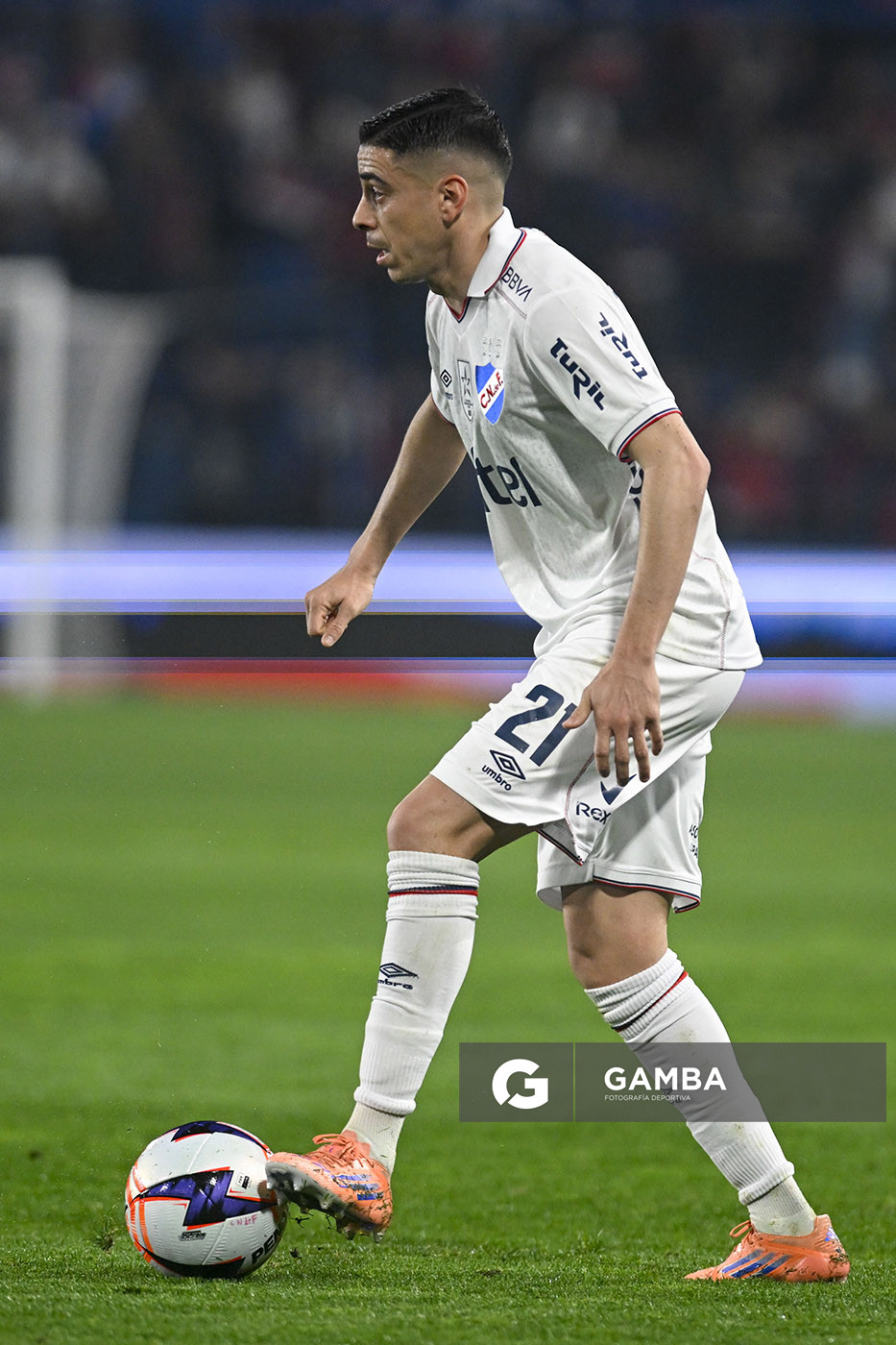 Camilo Cándido, de Nacional, Liga AUF Uruguaya. Estadio Gran Parque Central.