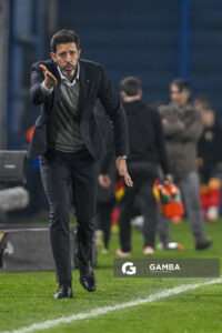 Jorge Bava, director técnico de Nacional, Liga AUF Uruguaya. Estadio Gran Parque Central.