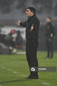 Mathías Corujo, director técnico de Wanderers, Liga AUF Uruguaya. Estadio Centenario.