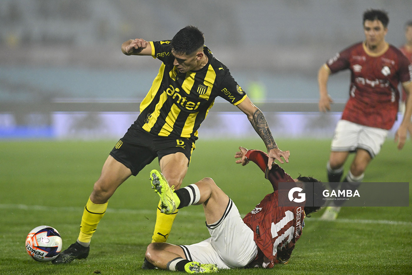 Lucas Ferreira, de Peñarol, Liga AUF Uruguaya. Estadio Centenario.
