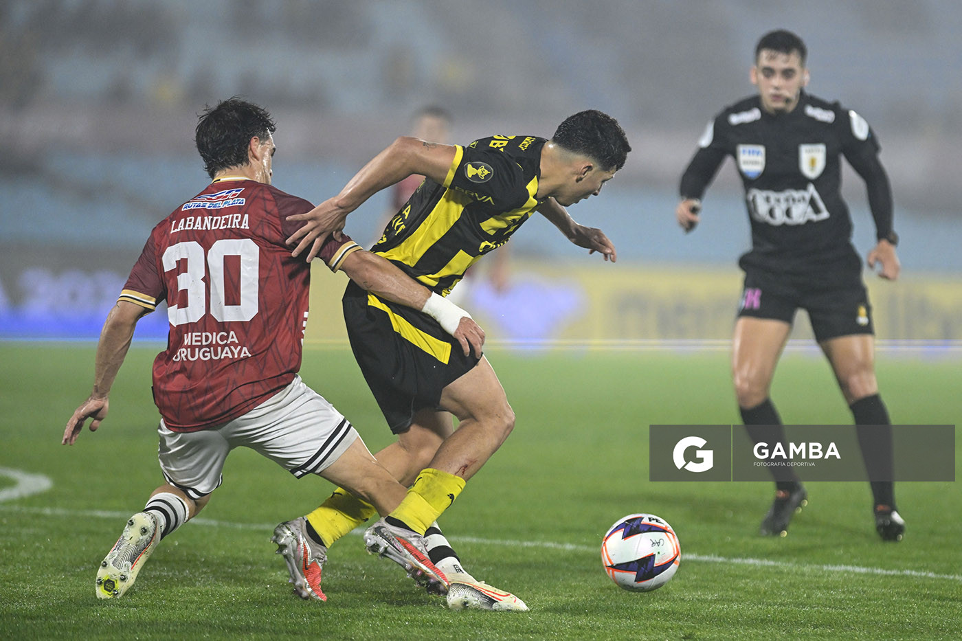 Leonel Jaime, de Peñarol, Liga AUF Uruguaya. Estadio Centenario.