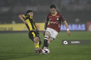 Nahuel Furtado, de Wanderers, Liga AUF Uruguaya. Estadio Centenario.