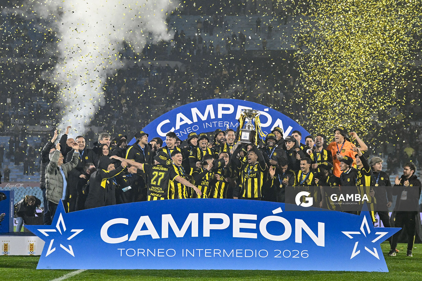 Peñarol Campeón del Torneo Intermedio. Liga AUF Uruguaya. Estadio Centenario.