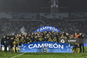 Peñarol Campeón del Torneo Intermedio. Liga AUF Uruguaya. Estadio Centenario.