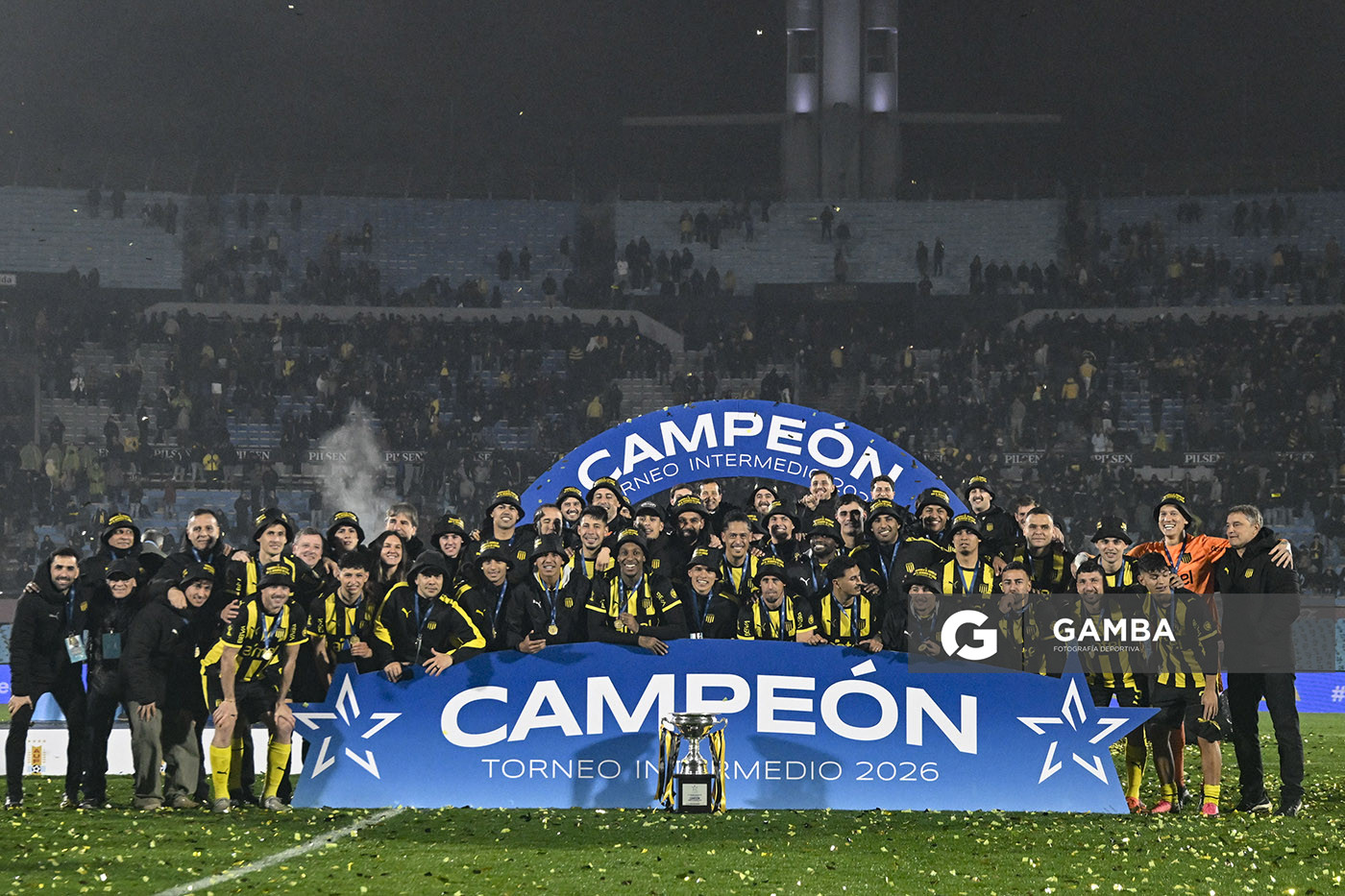Peñarol Campeón del Torneo Intermedio. Liga AUF Uruguaya. Estadio Centenario.