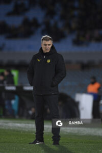 Diego Aguirre, director técnico de Peñarol, Liga AUF Uruguaya. Estadio Centenario.