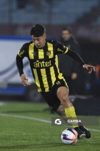 Roberto Fernández, de Peñarol, Liga AUF Uruguaya. Estadio Centenario.