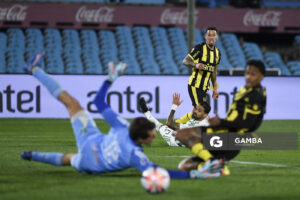 Javier Cabrera, de Peñarol, Liga AUF Uruguaya. Estadio Centenario.