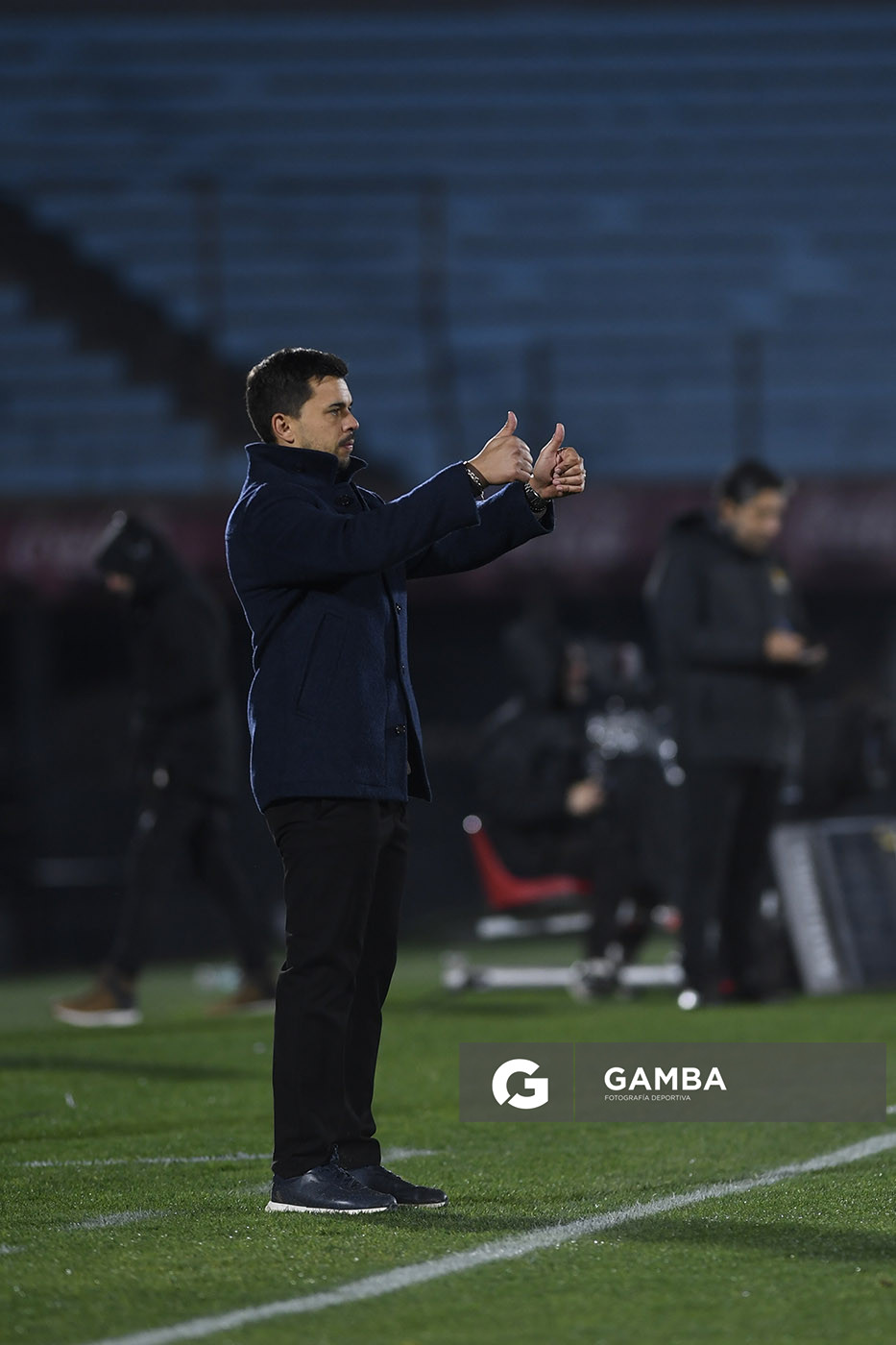 Cristian Chambian, director técnico de Racing, Liga AUF Uruguaya. Estadio Centenario.