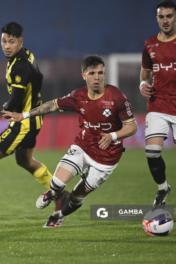 Nahuel Furtado, de Wanderers, Liga AUF Uruguaya. Estadio Centenario.
