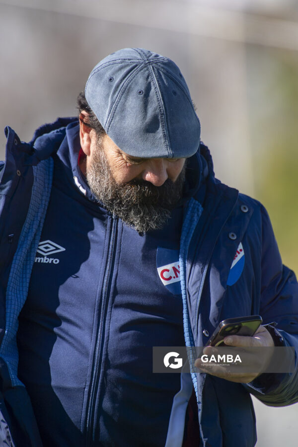 Diego Martínez, fotógrafo de Nacional. Campeonato Uruguayo Femenino. Estadio Julio César Abbadie.