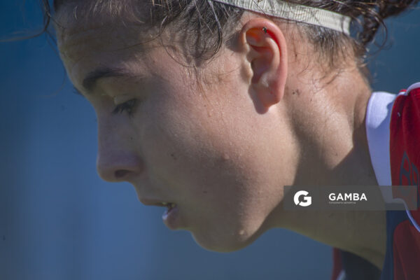 Martina Segovia, de Nacional, Campeonato Uruguayo Femenino. Estadio Julio César Abbadie.