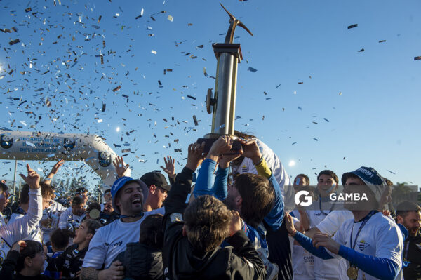 Libertad(San Carlos) Campeón. 22ª Copa Nacional de Clubes.