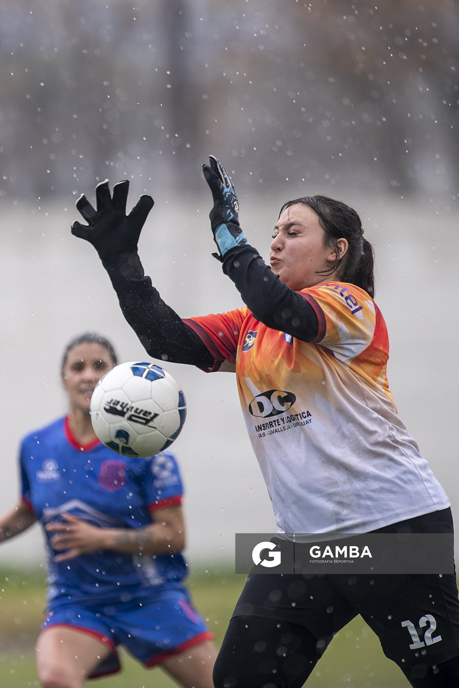 Mía Rodríguez, golera de Granjeros, Campeonato Minuano Femenino. Estadio Juan Antonio Lavalleja.
