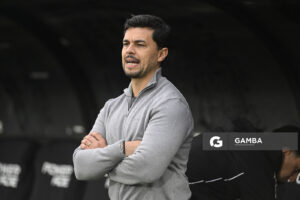 Cristian Chambian, director técnico de Racing, Liga AUF Uruguaya. Estadio Centenario.