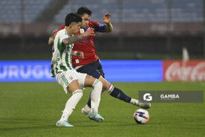 Maximiliano Gómez, de Nacional, Liga AUF Uruguaya. Estadio Centenario.