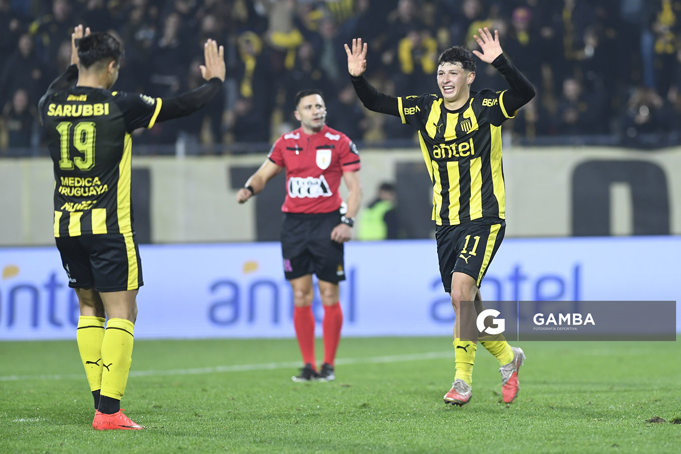 Cristian Leonel Jaime, de Peñarol, Liga AUF Uruguaya. Estadio Campeón del Siglo.