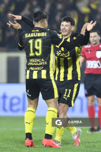 Cristian Leonel Jaime, de Peñarol, Liga AUF Uruguaya. Estadio Campeón del Siglo.