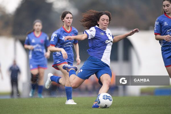 Yesika Guadalupe, de Granjeros, Campeonato Minuano Femenino. Estadio Juan Antonio Lavalleja.