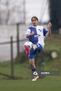 Fernanda Hernández, de Granjeros, Campeonato Minuano Femenino. Estadio Juan Antonio Lavalleja.