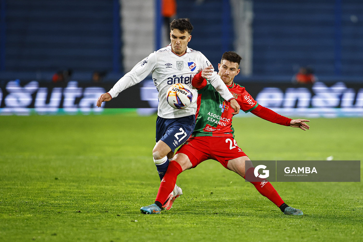 Tomás Verón Lupi, de Nacional, Liga AUF Uruguaya. Estadio Gran Parque Central.