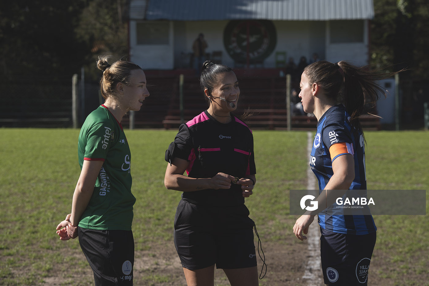 Verónica Gutiérrez, árbitra central, 24ª Copa Nacional de Fútbol Femenino .
