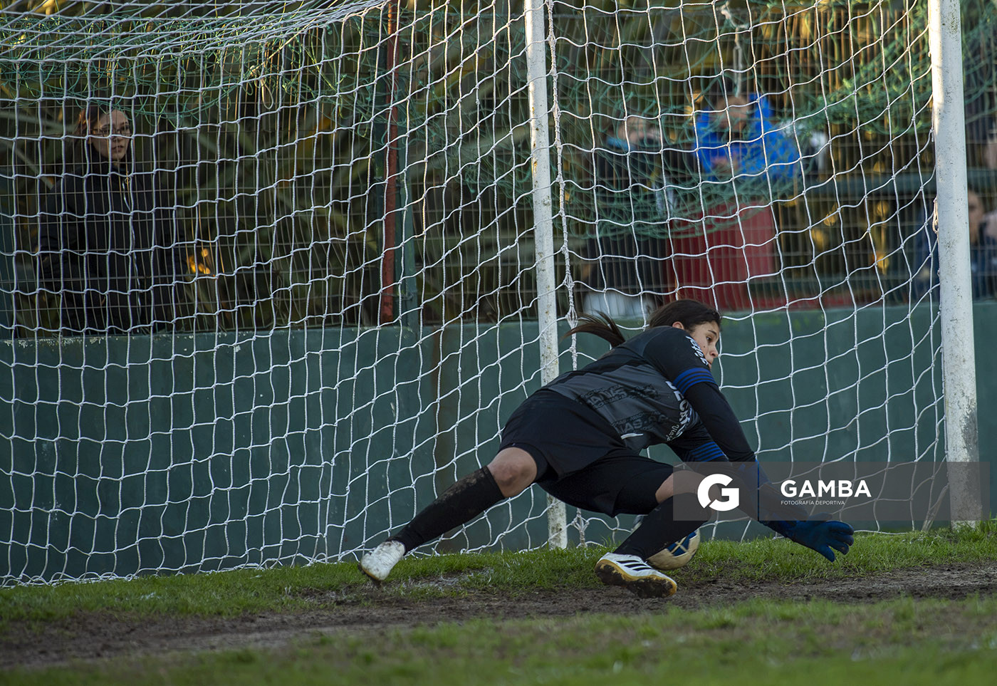 Débora de los Santos, golera de Arachanas, 24ª Copa Nacional de Fútbol Femenino .