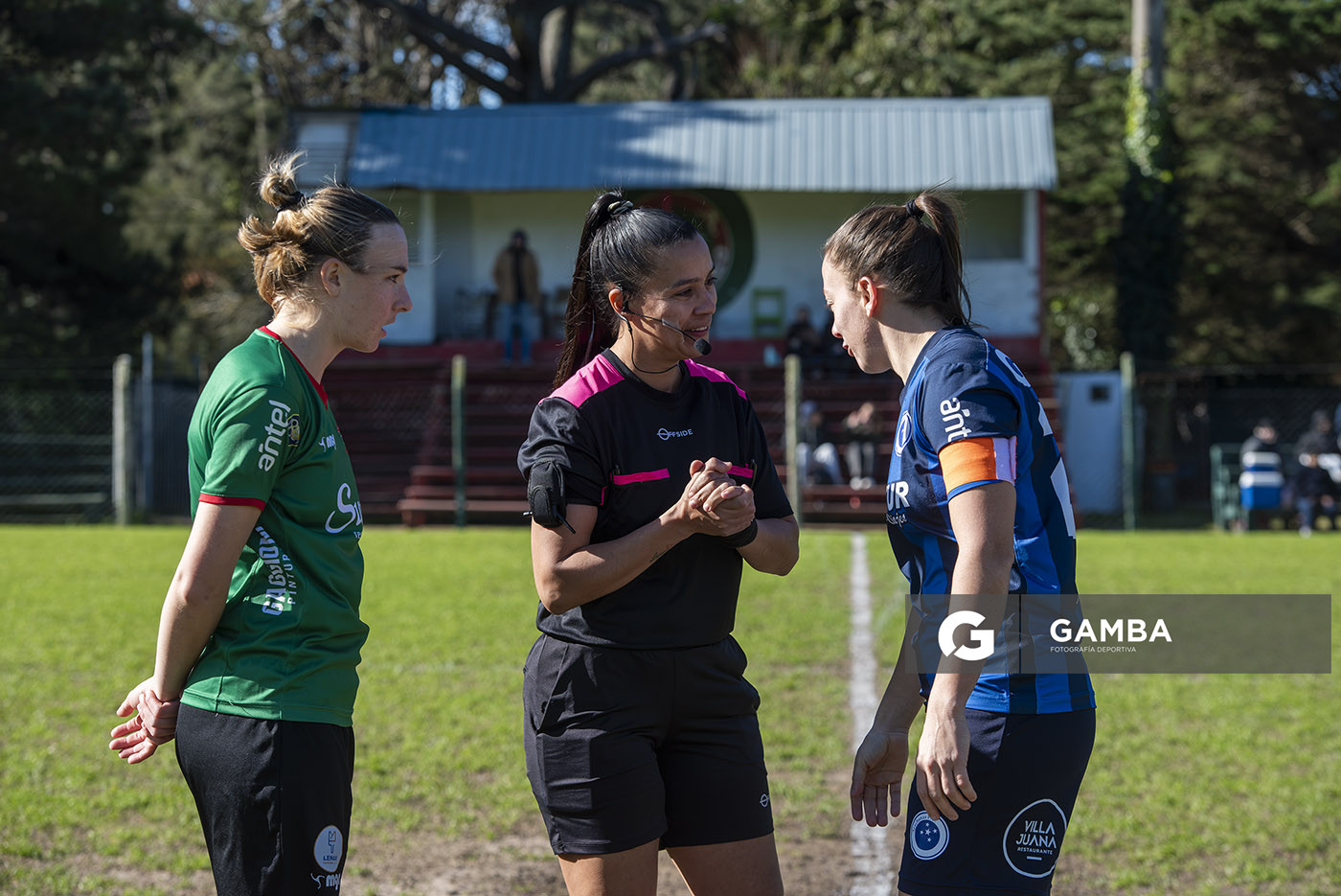 Verónica Gutiérrez, árbitra central, 24ª Copa Nacional de Fútbol Femenino .