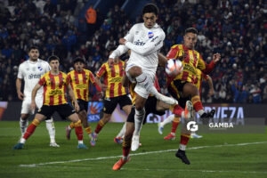 Agustín Dos Santos, de Nacional, Liga AUF Uruguaya. Estadio Gran Parque Central.