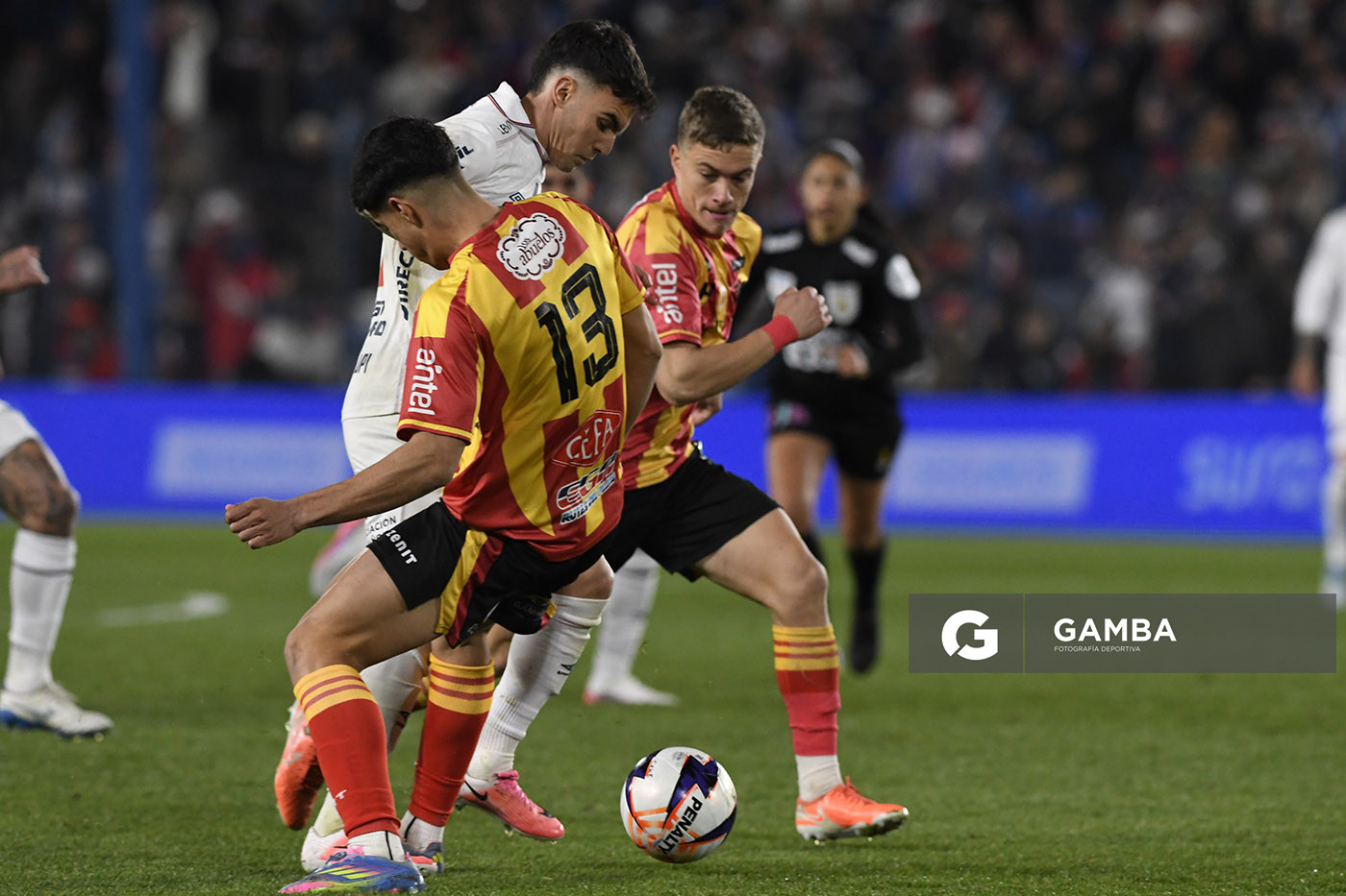 Tomás Verón Lupi, de Nacional, Liga AUF Uruguaya. Estadio Gran Parque Central.
