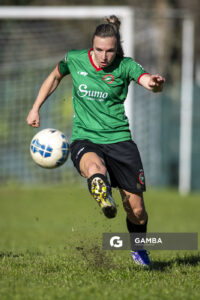 Katherine Ricca, de Ituzaingó, 24ª Copa Nacional de Fútbol Femenino .