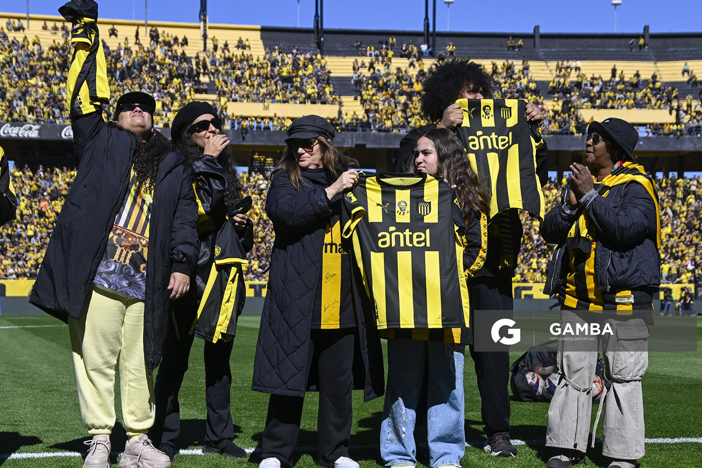Homenaje de Ruben Rada. Liga AUF Uruguaya. Estadio Campeón del Siglo.