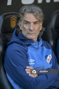 Daniel Carreño, director técnico de Nacional, Liga AUF Uruguaya. Estadio Campeón del Siglo.
