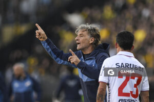 Daniel Carreño, director técnico de Nacional, Liga AUF Uruguaya. Estadio Campeón del Siglo.