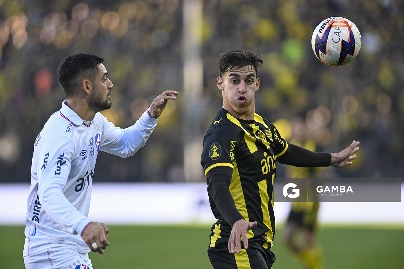 Gonzalo Gelini, de Peñarol, Liga AUF Uruguaya. Estadio Campeón del Siglo.