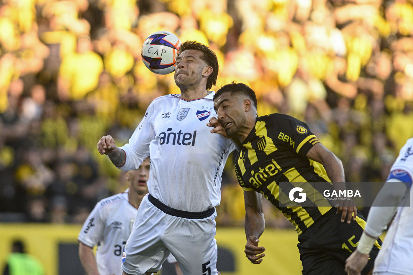 Francisco Calvo, de Nacional, Liga AUF Uruguaya. Estadio Campeón del Siglo.
