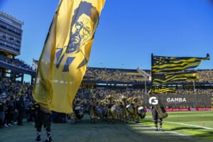 Homenaje a Ruben Rada. Liga AUF Uruguaya. Estadio Campeón del Siglo.