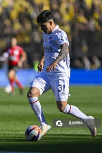 Rodrigo Martínez, de Nacional, Liga AUF Uruguaya. Estadio Campeón del Siglo.