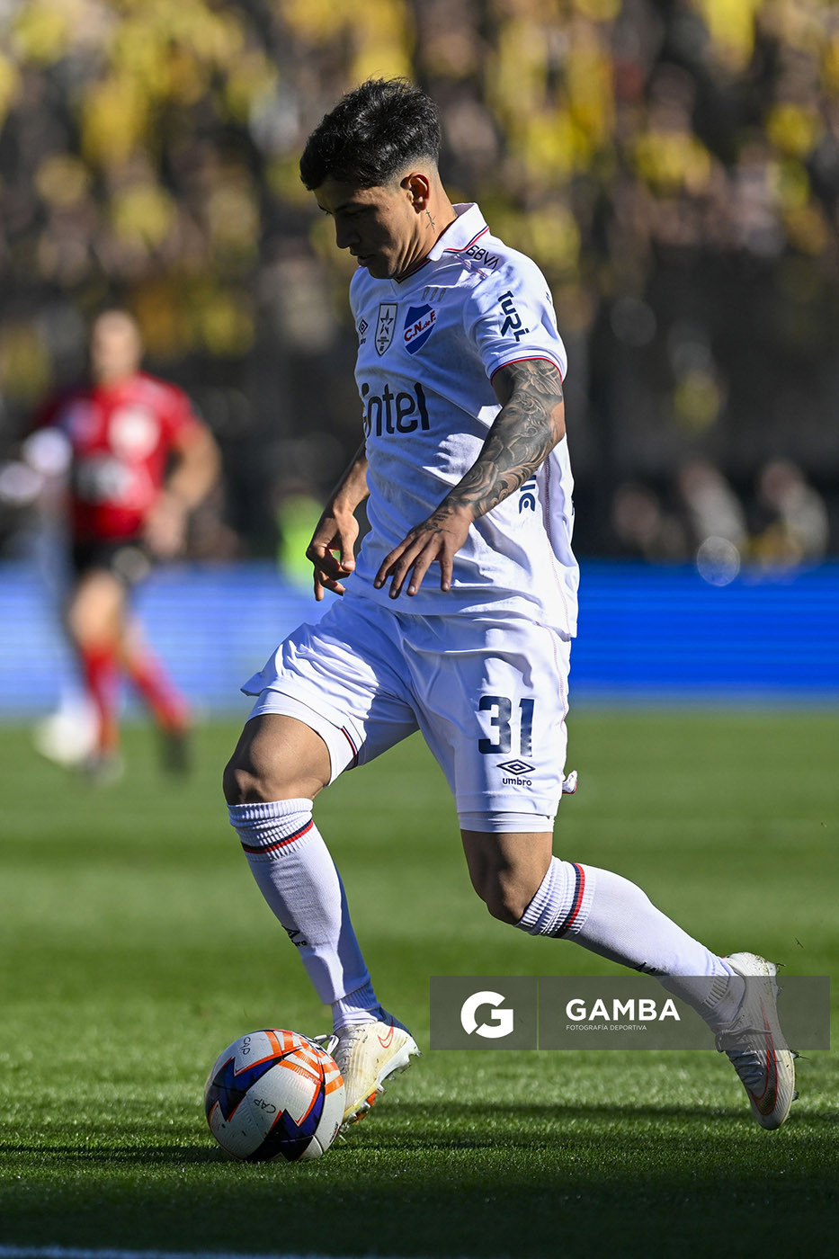 Rodrigo Martínez, de Nacional, Liga AUF Uruguaya. Estadio Campeón del Siglo.