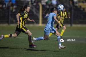 Hevelin Jara, de Montevideo City Torque, Campeonato Uruguayo Femenino. Estadio José Pedro Damiani.