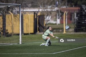 Agustina Boghossian, de Montevideo City Torque, Campeonato Uruguayo Femenino. Estadio José Pedro Damiani.