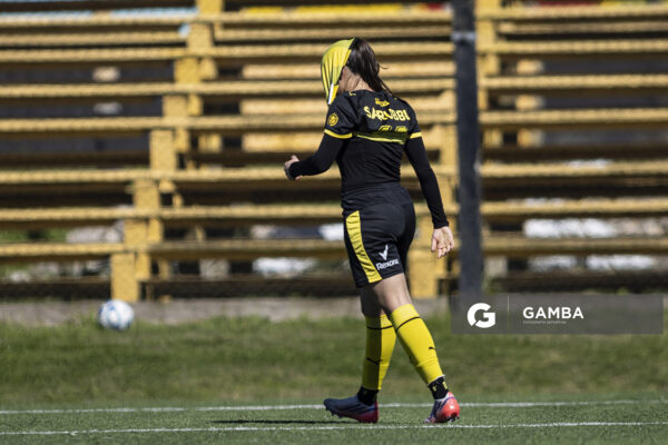 Guillermina Basso, de Peñarol, Campeonato Uruguayo Femenino. Estadio José Pedro Damiani.